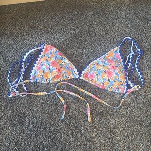 SHEIN 
Size M (fits more like a small)
Only worn once